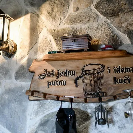 Bella فيلة